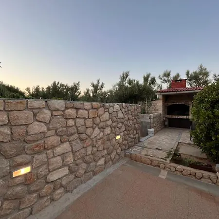 Ivana Appartement Pag Town