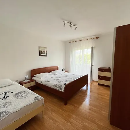 Appartement Ivana *